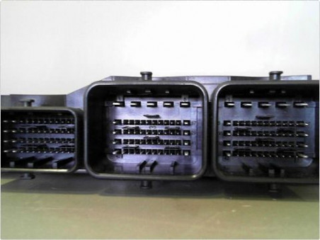 CALCULATEUR MOTEUR FORD FIESTA 2012