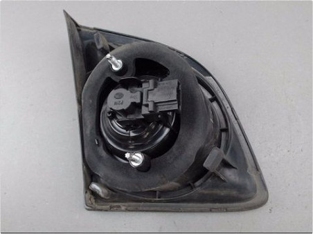 FEU ARRIERE INTERIEUR DROIT VOLKSWAGEN GOLF 2005