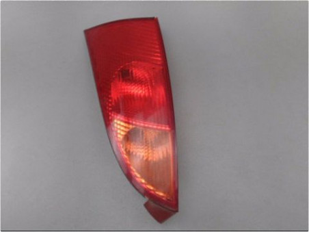 FEU ARRIERE GAUCHE  FORD FOCUS 1999
