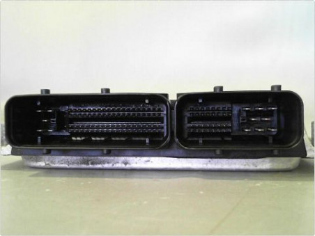 CALCULATEUR MOTEUR SEAT LEON 2003