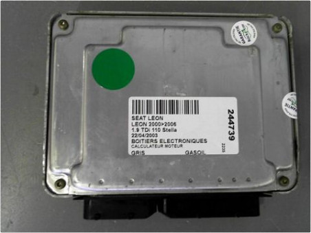 CALCULATEUR MOTEUR SEAT LEON 2003
