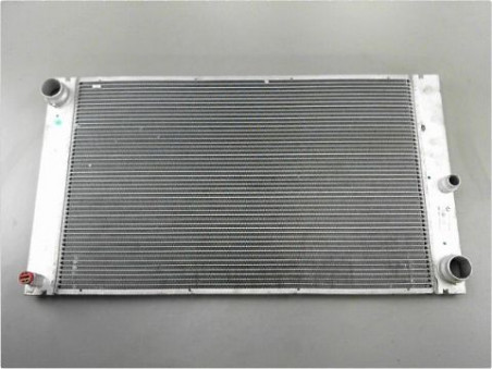 RADIATEUR BMW SERIE 6 2011