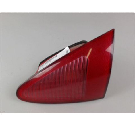 FEU ARRIERE INTERIEUR DROIT ALFA ROMEO 147 3P