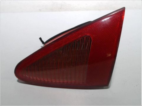 FEU ARRIERE INTERIEUR DROIT ALFA ROMEO 147 3P