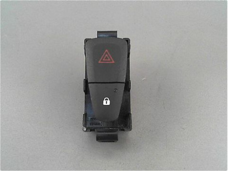 BOUTON DE WARNING DACIA SANDERO II 12-17