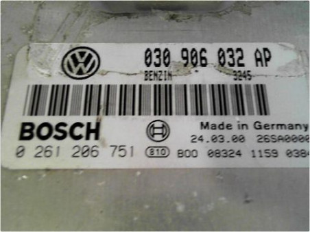 CALCULATEUR MOTEUR VOLKSWAGEN POLO 2000