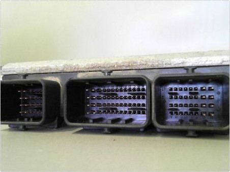 CALCULATEUR MOTEUR CITROEN XSARA PICASSO 2002