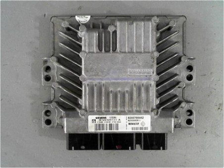 CALCULATEUR MOTEUR RENAULT SCENIC 2007