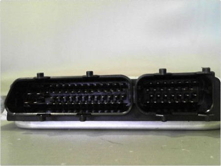 CALCULATEUR MOTEUR SEAT AROSA 2004