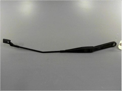 BRAS ESSUIE-GLACE AVANT DROIT FORD FIESTA 2011-