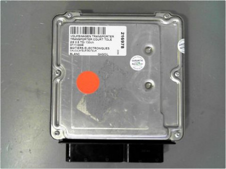 CALCULATEUR MOTEUR VOLKSWAGEN TRANSPORTER COURT TOLE 03-09