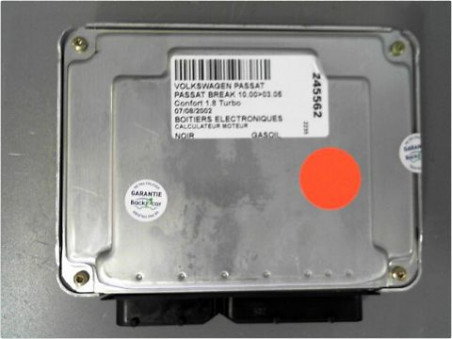 CALCULATEUR MOTEUR VOLKSWAGEN PASSAT BREAK 00-05