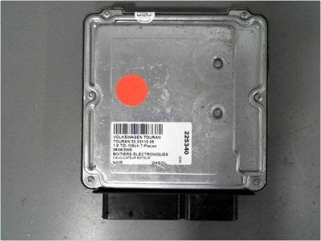 CALCULATEUR MOTEUR VOLKSWAGEN TOURAN 03-06