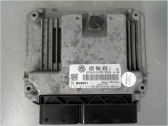 CALCULATEUR MOTEUR VOLKSWAGEN GOLF V 2003-2009