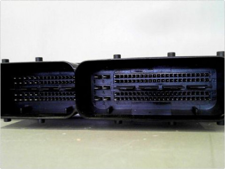 CALCULATEUR MOTEUR VOLKSWAGEN GOLF V 2003-2009