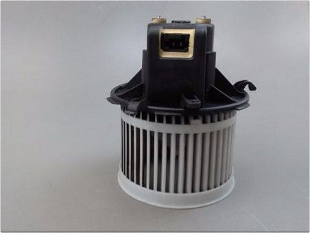 MOTEUR VENTILATEUR CHAUFFAGE FORD KA II 2008-