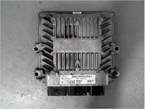 CALCULATEUR MOTEUR FORD FOCUS C-MAX 03-07