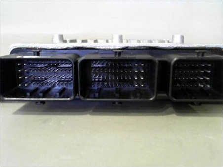 CALCULATEUR MOTEUR FORD FOCUS II 08-10