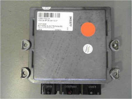 CALCULATEUR MOTEUR FORD FOCUS 04-07