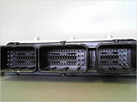 CALCULATEUR MOTEUR FORD FOCUS II 08-10
