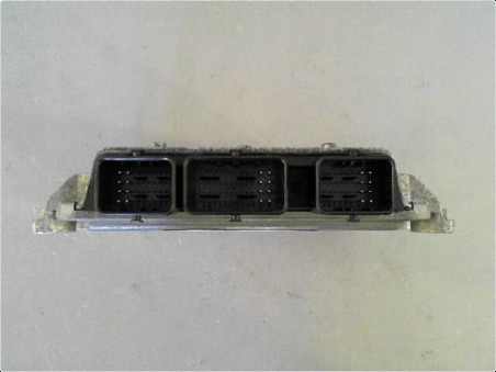 CALCULATEUR MOTEUR PEUGEOT 107 3P