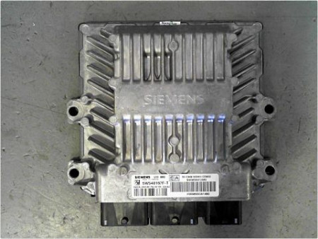 CALCULATEUR MOTEUR PEUGEOT 407 SW