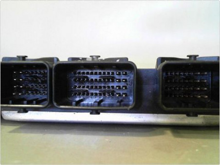 CALCULATEUR MOTEUR PEUGEOT 206 98-09