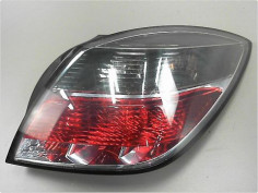 FEU ARRIERE DROIT OPEL ASTRA (H) GTC 2005-2006