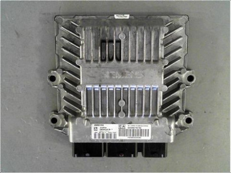 CALCULATEUR MOTEUR PEUGEOT 407 SW