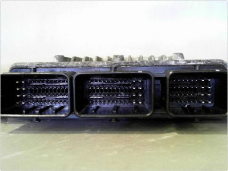 CALCULATEUR MOTEUR PEUGEOT 807 02-14