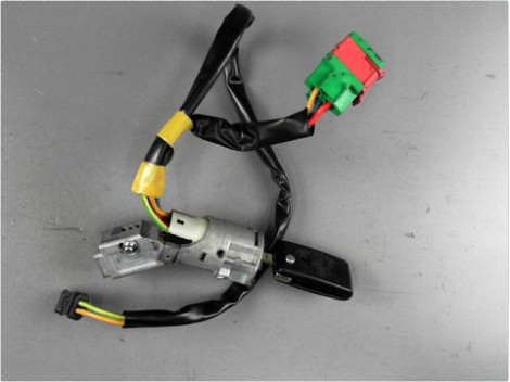 ANTIVOL DE DIRECTION PEUGEOT 1007 05-10