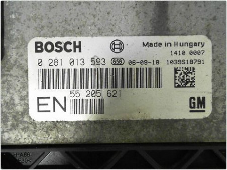 CALCULATEUR MOTEUR OPEL ZAFIRA 05-07