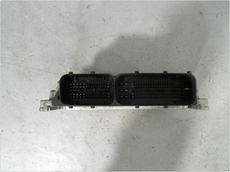 CALCULATEUR MOTEUR OPEL ZAFIRA 05-07