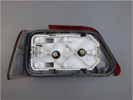 FEU ARRIERE DROIT PEUGEOT 309 89-93