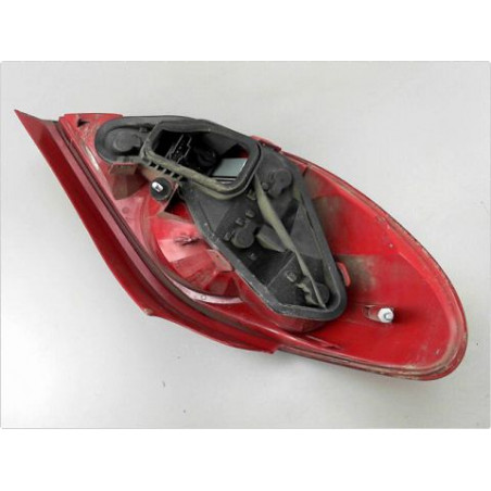 FEU ARRIERE DROIT PEUGEOT 207 5P
