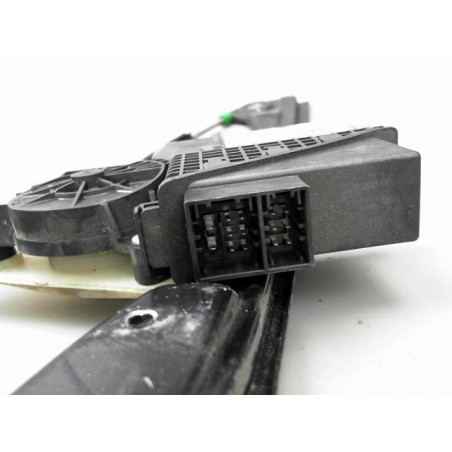 MECANISME LEVE-GLACE AVANT DROIT VOLKSWAGEN POLO IV PH2 05-09