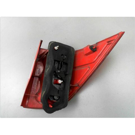 FEU ARRIERE GAUCHE  PEUGEOT 1007 05-10