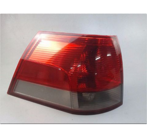 FEU ARRIERE GAUCHE  OPEL VECTRA BREAK 2005-