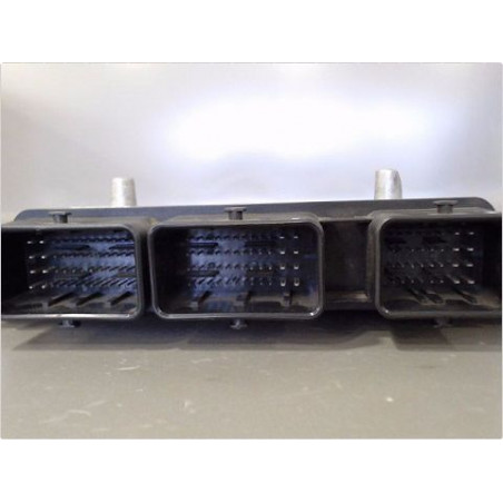 CALCULATEUR MOTEUR PEUGEOT 407 SW