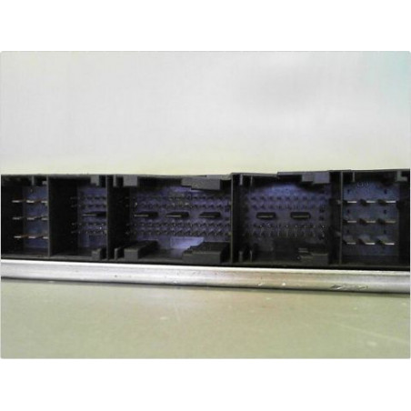 CALCULATEUR MOTEUR MERCEDES CLASSE C 00-04