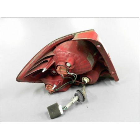 FEU ARRIERE DROIT HYUNDAI GETZ 02-05