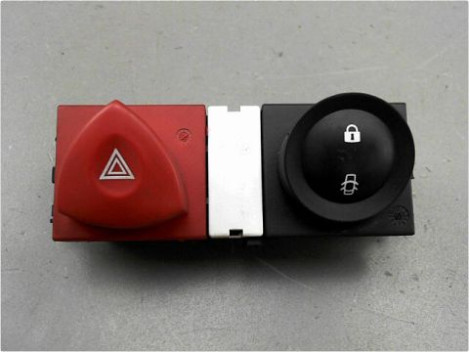BOUTON DE WARNING RENAULT MEGANE II PH2 ESTATE 06-09