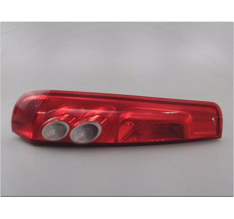 FEU ARRIERE GAUCHE  FORD FIESTA 05-08
