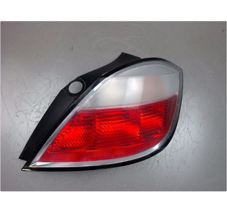 FEU ARRIERE DROIT OPEL ASTRA (H) 04-06
