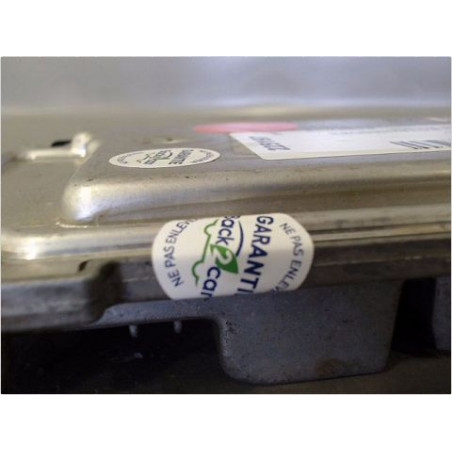 CALCULATEUR MOTEUR PEUGEOT 107 3P