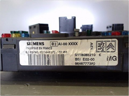 BOITIER GESTION HABITACLE PEUGEOT 206 98-09