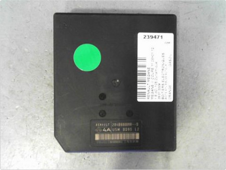 BOITE A FUSIBLES RENAULT MEGANE III COUPE 08-12