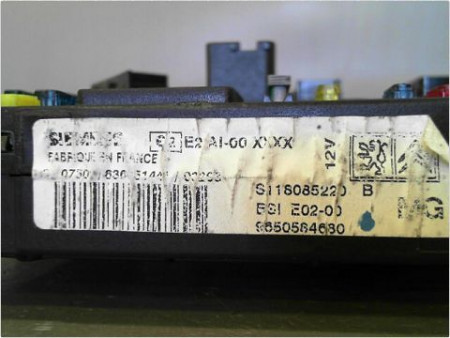 BOITIER GESTION HABITACLE PEUGEOT 206 98-09
