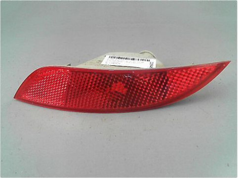 FEU DE PARE-CHOC ARRIERE DROIT FORD FOCUS III PH2 11-16
