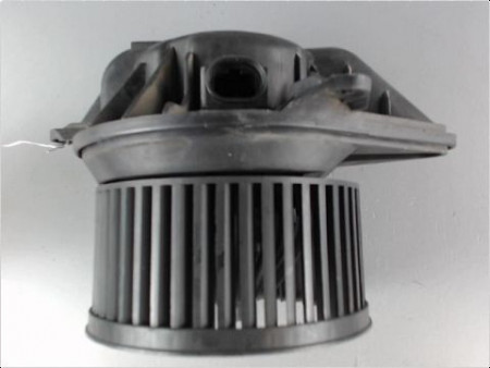 MOTEUR VENTILATEUR CHAUFFAGE OPEL VIVARO C1 F2700 4P